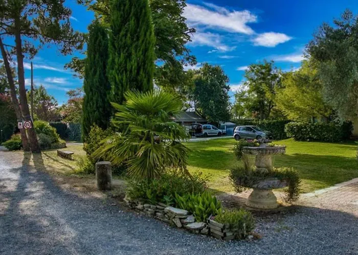 Campingplatz Mobil-home 2 Avec Terrasse A - Api-1-52-1324 Vielmur-sur-Agout